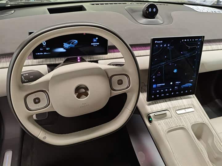 Фото 10 - Nio ET7