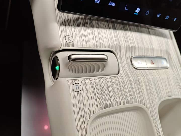 Фото 14 - Nio ET7