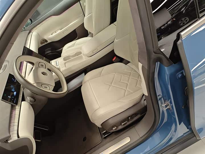 Фото 15 - Nio ET7