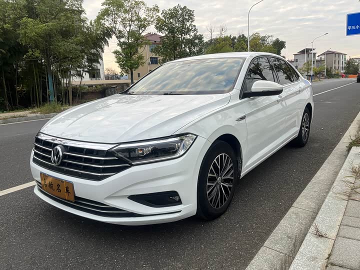 Фото 1 - Volkswagen Sagitar L