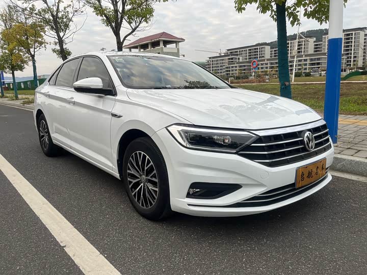 Фото 3 - Volkswagen Sagitar L