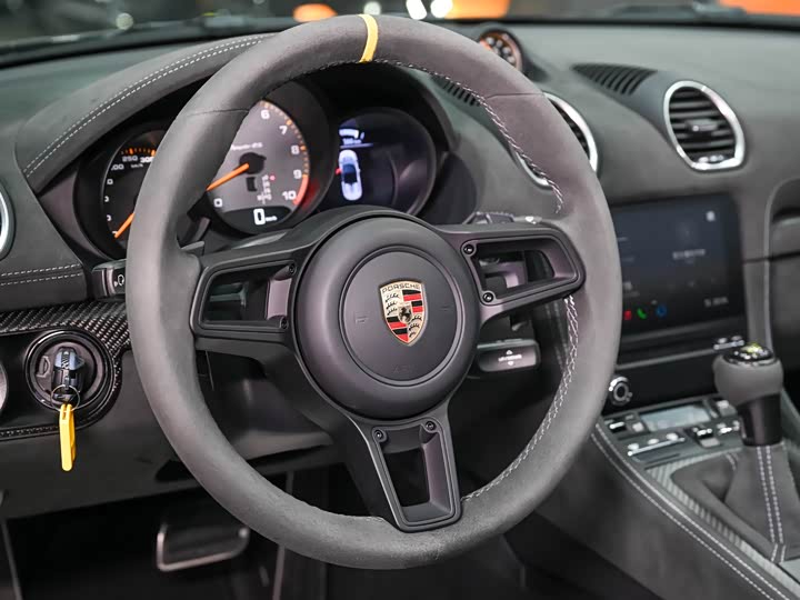 Фото 8 - Porsche 718