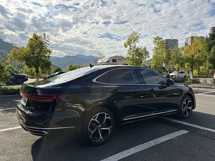 Фото 6 - Volkswagen Passat