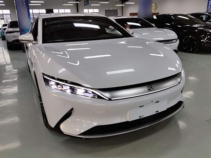 Фото 4 - BYD Han