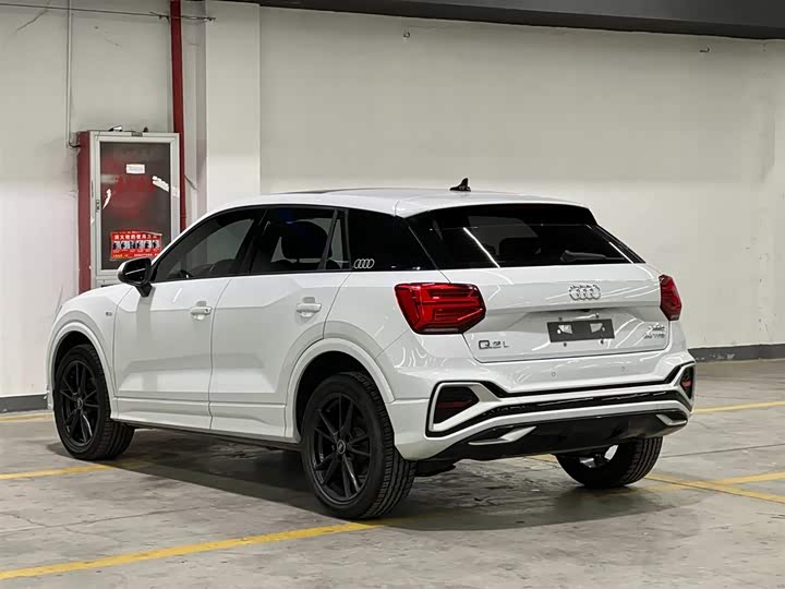 Фото 4 - Audi Q2L