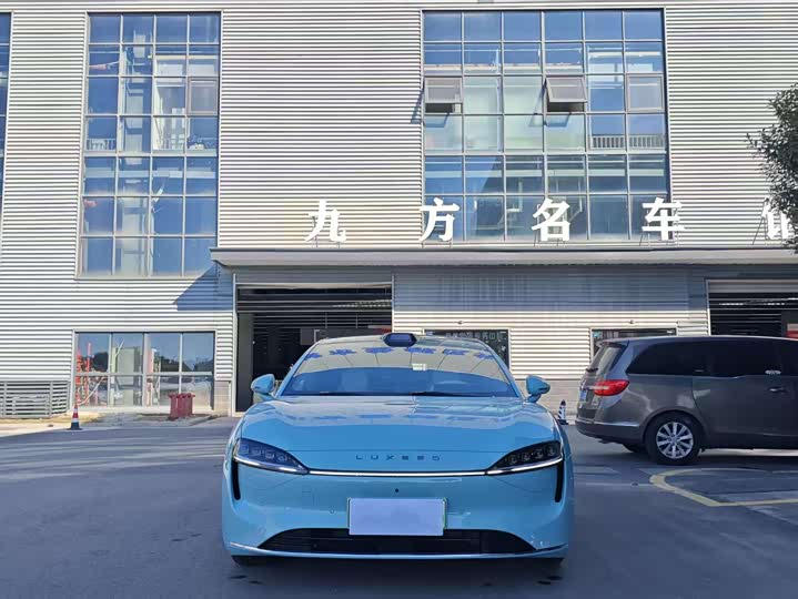 Фото 2 - Luxeed S7