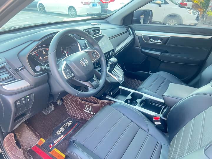 Фото 10 - Honda CR-V