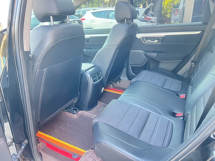 Фото 11 - Honda CR-V