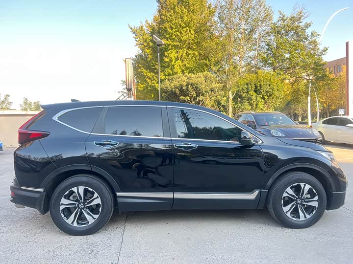 Фото 5 - Honda CR-V