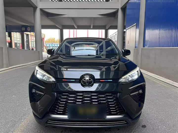 Фото 3 - Toyota Wildlander