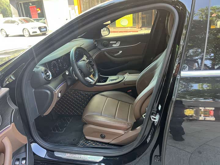 Фото 5 - Mercedes-Benz E-Class Hybrid