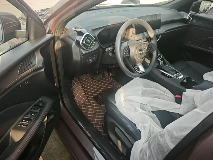 Фото 13 - MG Motor 5