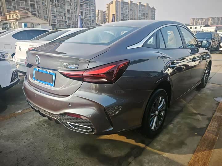 Фото 28 - MG Motor 5