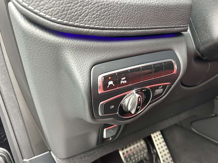 Фото 11 - Mercedes-Benz G-Class AMG