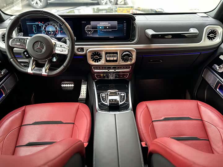 Фото 18 - Mercedes-Benz G-Class AMG