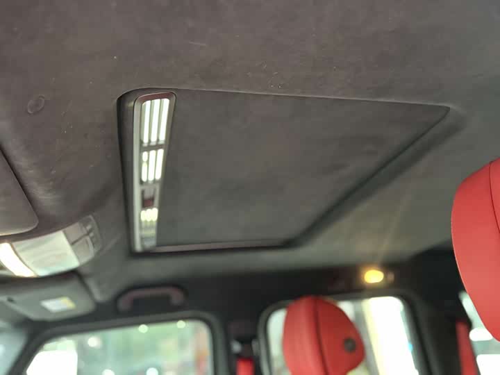 Фото 20 - Mercedes-Benz G-Class AMG