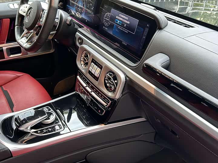 Фото 8 - Mercedes-Benz G-Class AMG