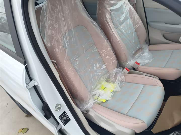 Фото 16 - Leapmotor T03