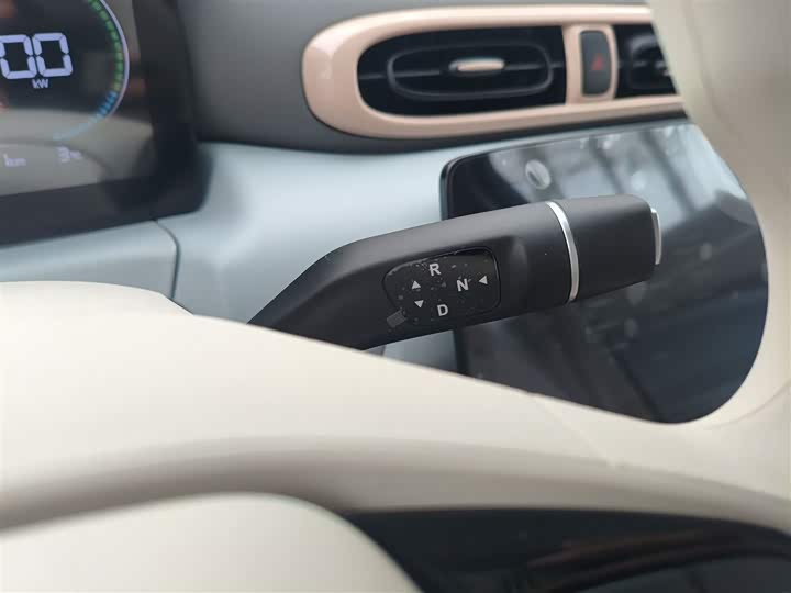 Фото 6 - Leapmotor T03