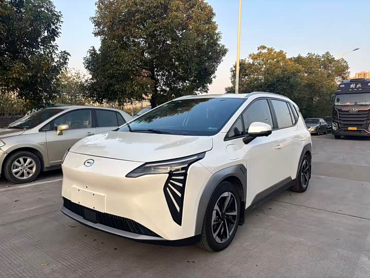 Фото 3 - GAC Aion Y