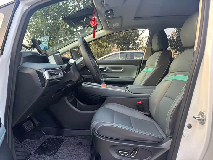 Фото 4 - GAC Aion Y