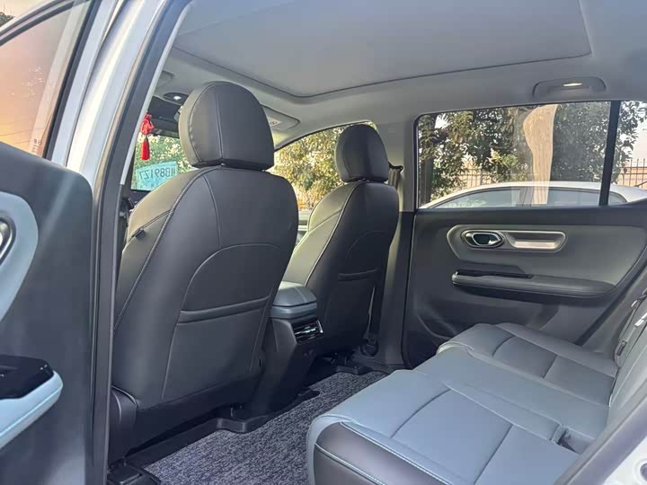 Фото 6 - GAC Aion Y