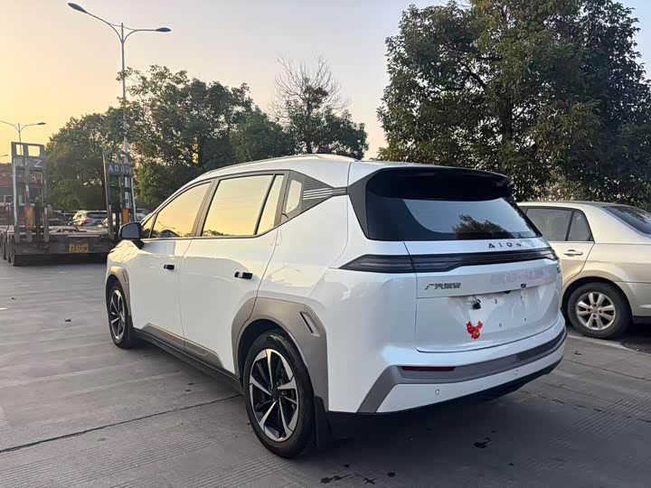 Фото 9 - GAC Aion Y