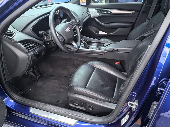 Фото 8 - Cadillac CT5