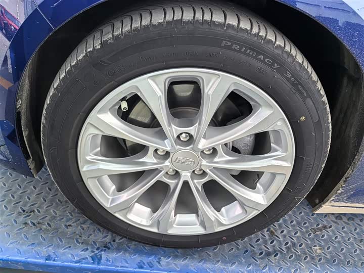 Фото 9 - Cadillac CT5