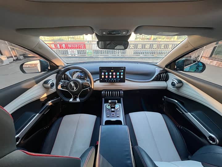 Фото 12 - BYD Yuan Plus