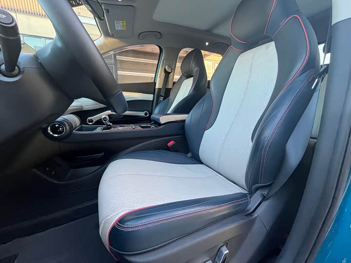 Фото 14 - BYD Yuan Plus