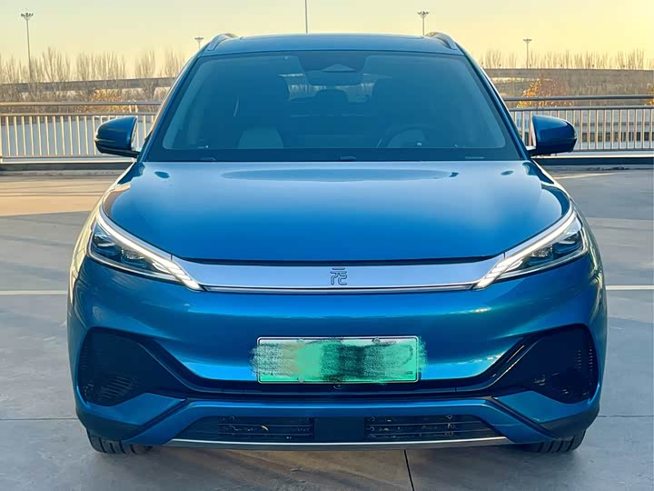 Фото 2 - BYD Yuan Plus