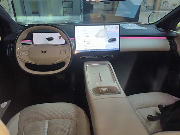 Фото 10 - XPeng F57