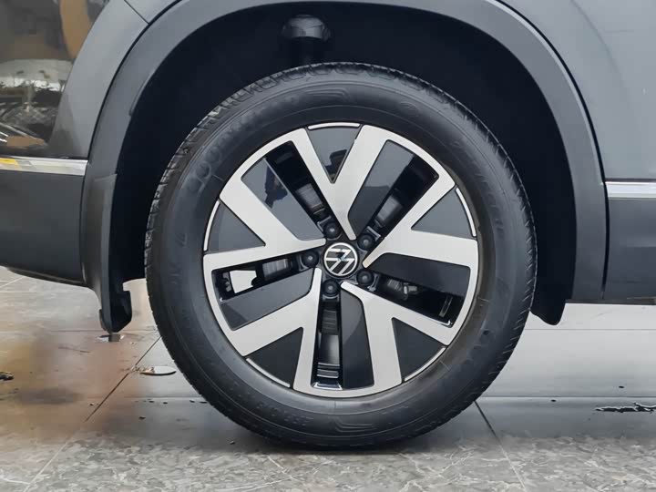 Фото 9 - Volkswagen Tayron