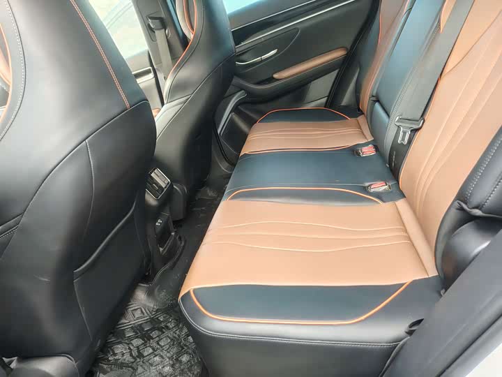 Фото 5 - BYD Song Plus