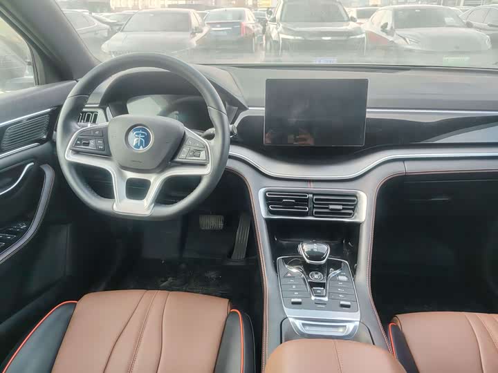 Фото 6 - BYD Song Plus