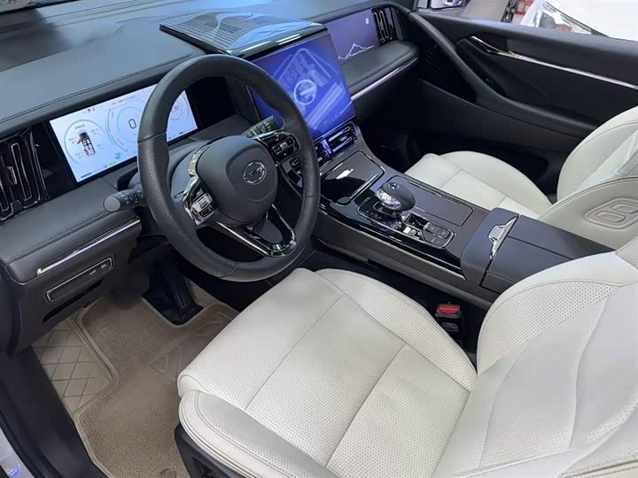 Фото 6 - GAC Trumpchi M8