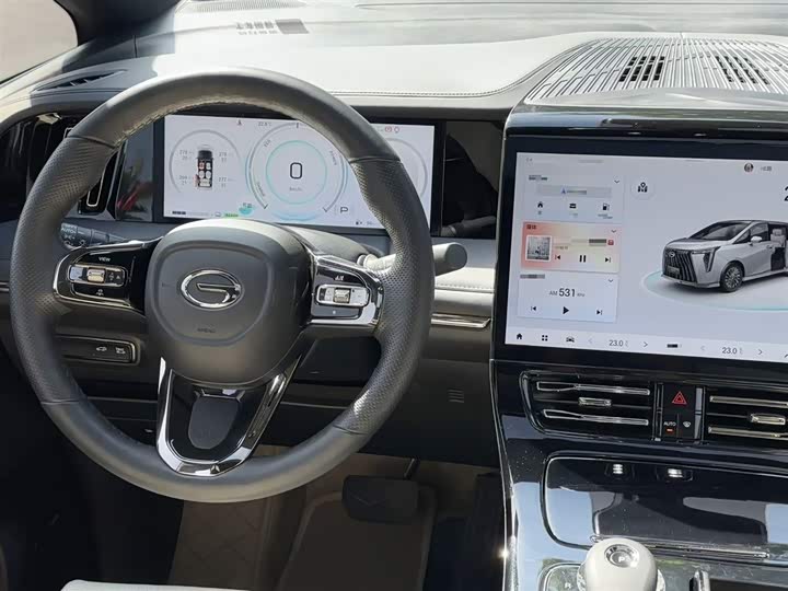 Фото 9 - GAC Trumpchi M8