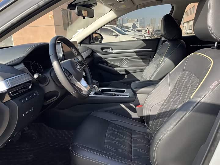 Фото 12 - Nissan Teana