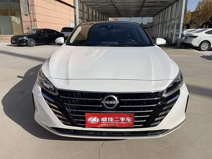 Фото 2 - Nissan Teana