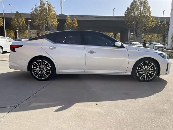 Фото 5 - Nissan Teana