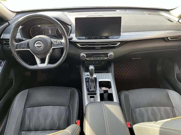 Фото 9 - Nissan Teana