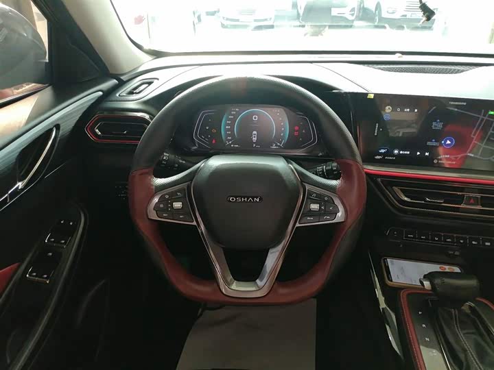 Фото 11 - Changan Oshan X5