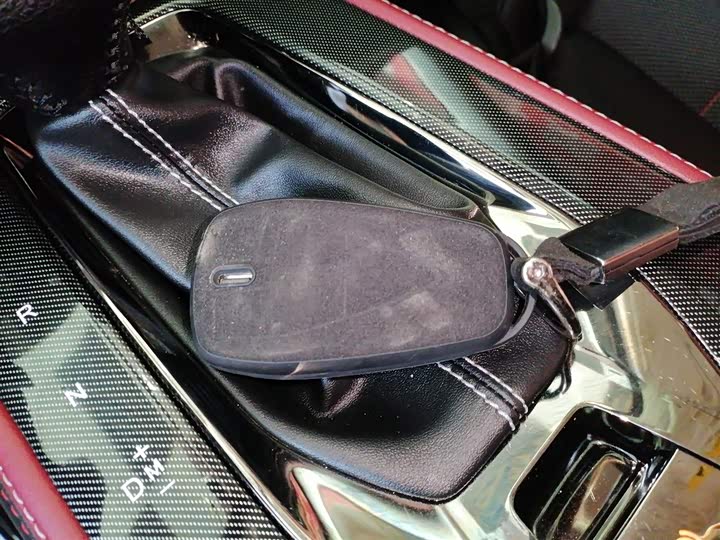 Фото 9 - Changan Oshan X5