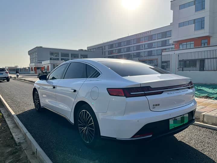 Фото 6 - BYD Han