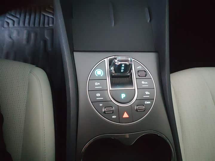 Фото 6 - BYD Seal 05 DM-i Hybrid