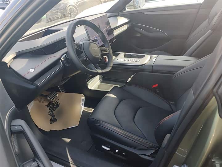 Фото 15 - Xiaomi SU7