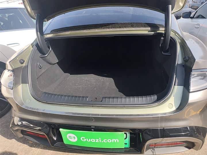 Фото 19 - Xiaomi SU7