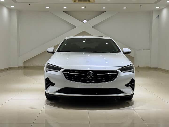 Фото 2 - Buick Regal