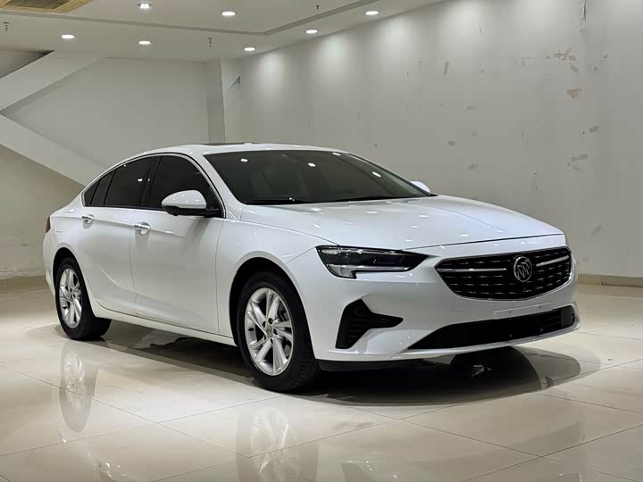 Фото 3 - Buick Regal